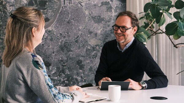 Omgevingsvergunningen, Axl en Severine