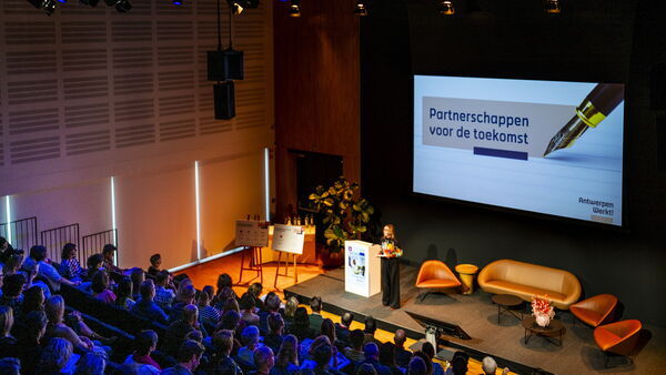 Het banenplan wordt voorgesteld op het congres Antwerpen Werkt!