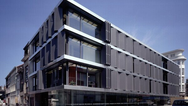 Winkelhaak - Action Room